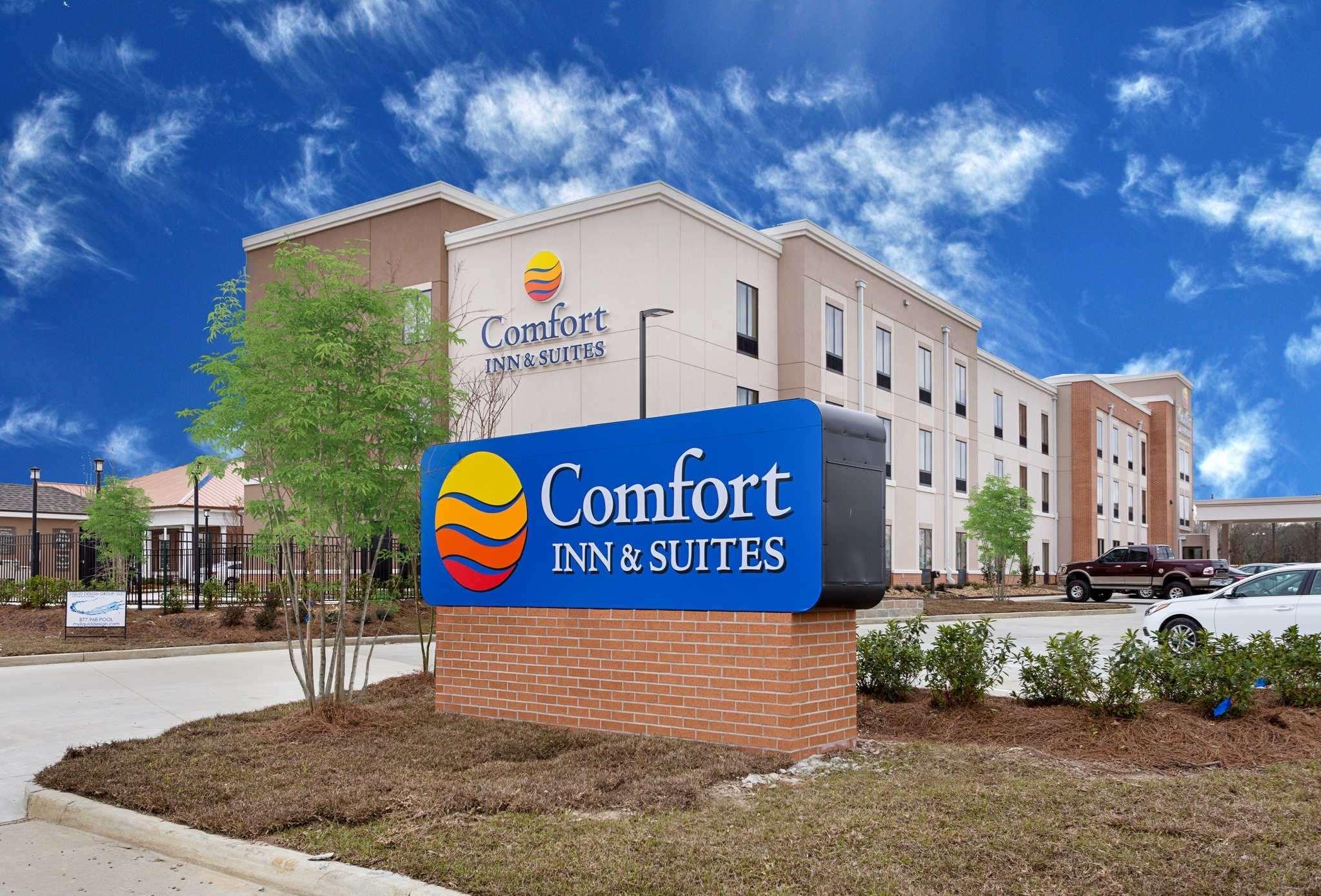 Comfort Inn & Suites Zachary Exterior photo